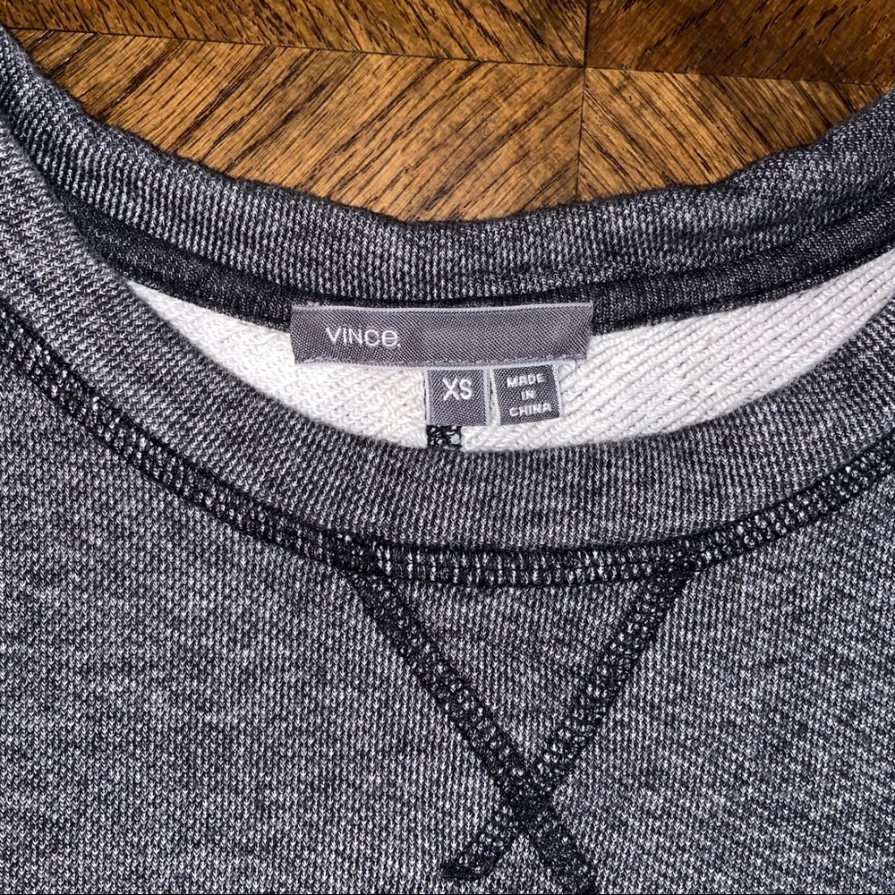 Vince. | Sweatshirt Tee - Picture 5 of 6